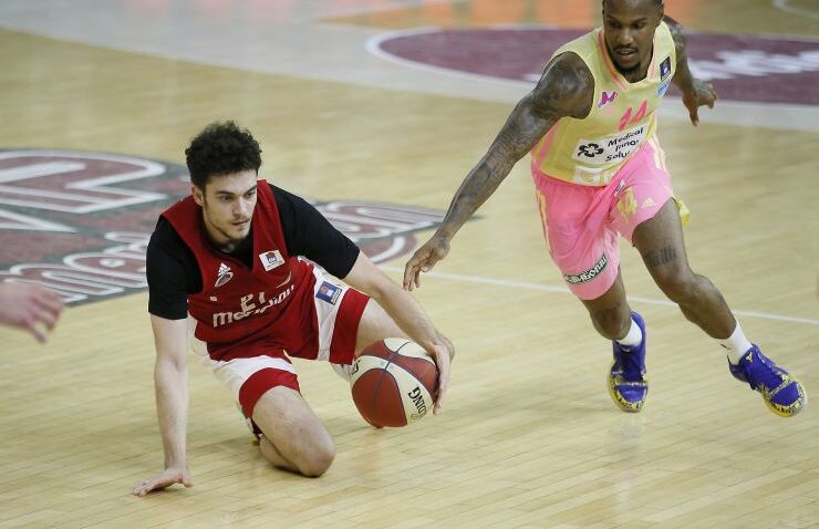 FMP Meridian VS Mega - mladost na obe strane: Prvi čin pripao "Panterima", može li i drugi?