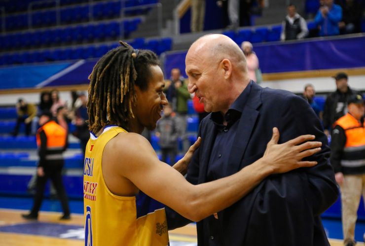 Partizan u drugom poluvremenu slomio otpor Mornara za devetu uzastopnu pobedu 5 rasel mornar