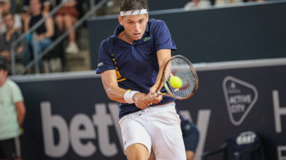 Krajinović dominanto do polufinala u Pragu