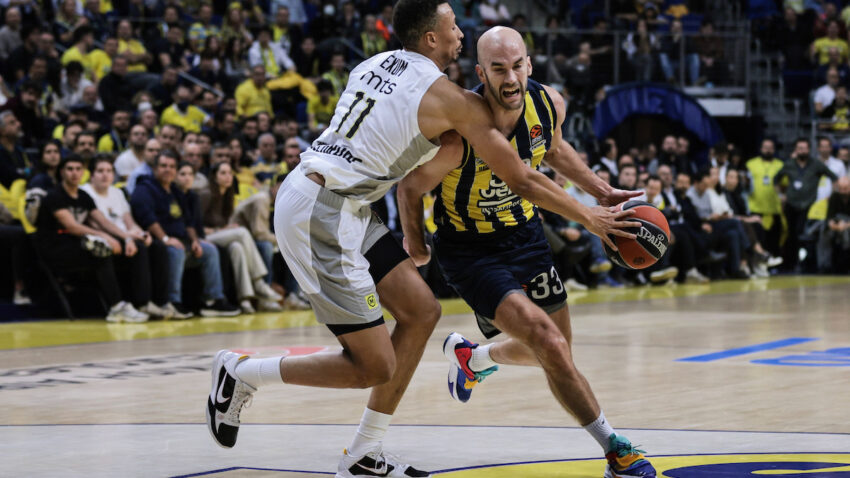 Fener u crnom protiv Partizana
