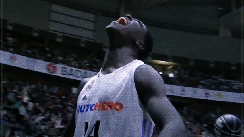 13 godina, 56 poena, 33 skoka - upoznajte novo svetsko čudo koje je uništilo Barselonu (VIDEO)