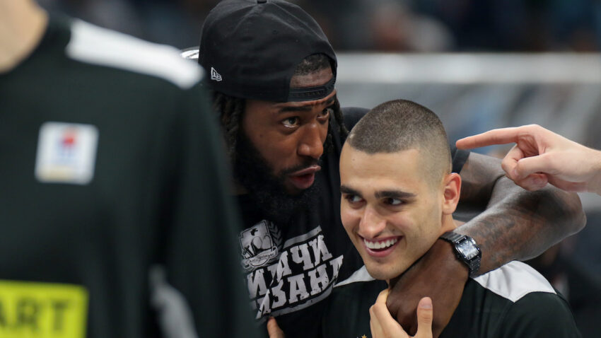 Zvanično – Madar kod Lučića