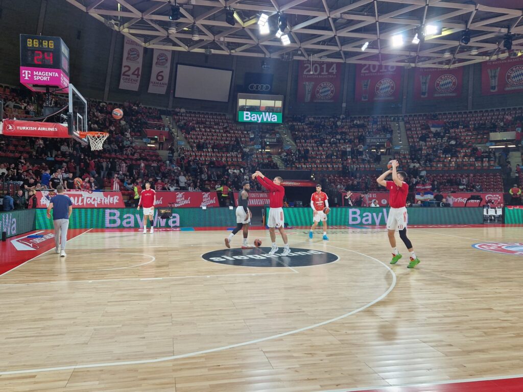 zvezda bajern zagrevanje 2