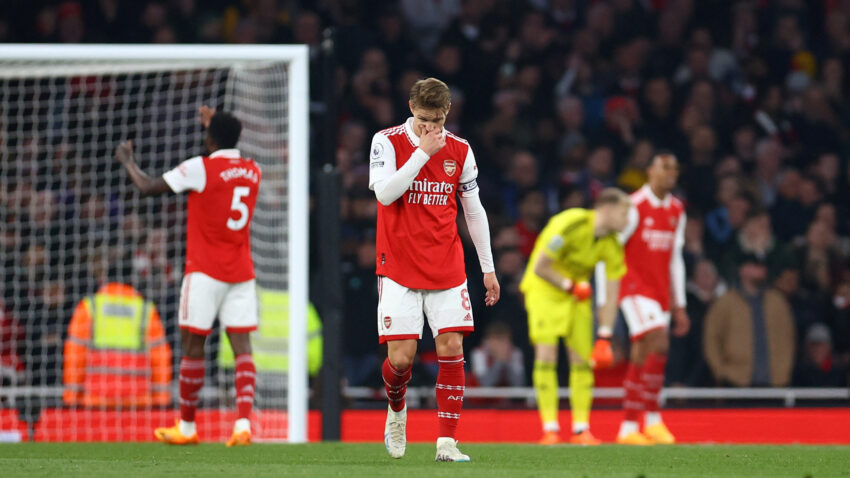 Sautempton odigrao za Siti: Arsenal kiksirao, titula visi o koncu!