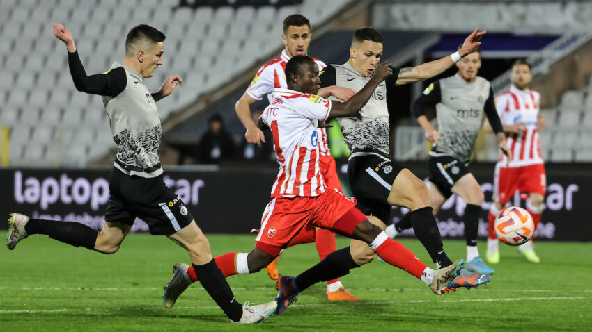 FSS odredio "debele" kazne za Partizan i Crvenu zvezdu