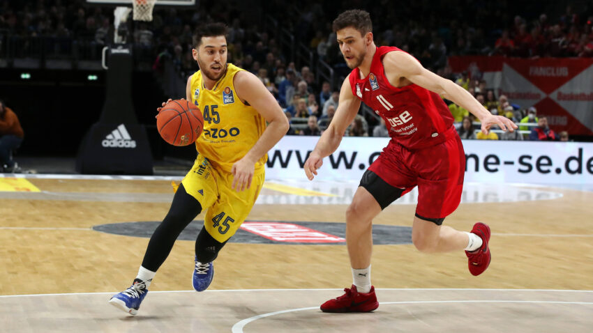 Makabi dovodi reprezentativca Izraela iz Albe
