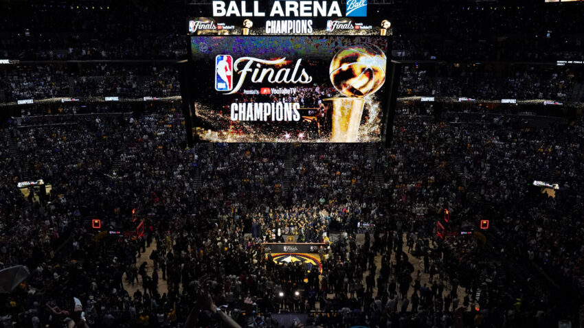 Da li je ovo još jedan znak da je Denver krenuo po Vukčevića?