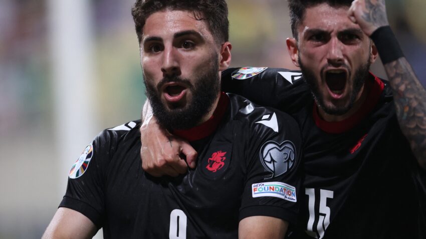 Fudbaler Crvene zvezde u četvrtfinalu EP