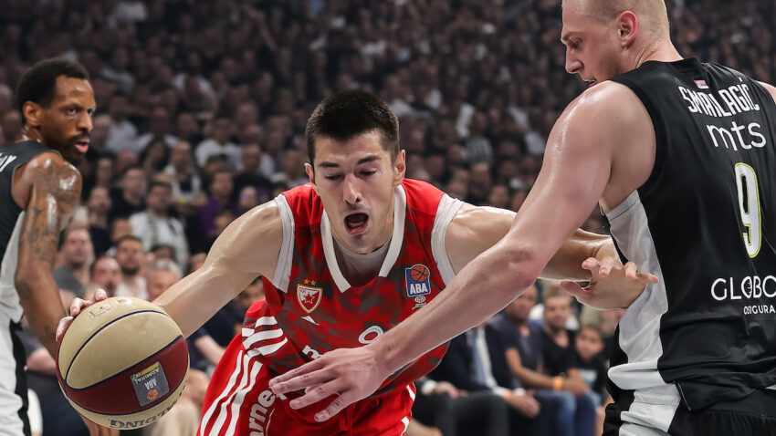Šta kažu bukmejkeri – kakve su šanse Crvene zvezde Meridianbet i Partizana u Evroligi?