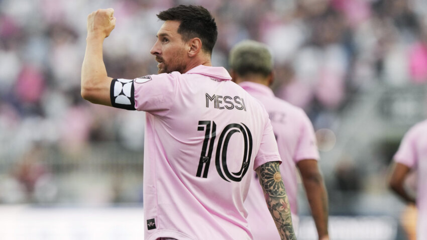 Mesi dobio Zlatnu loptu, a ostao bez nagrade u MLS