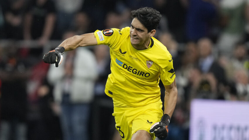 Bonu favorit da zamenu Kurtou u Realu