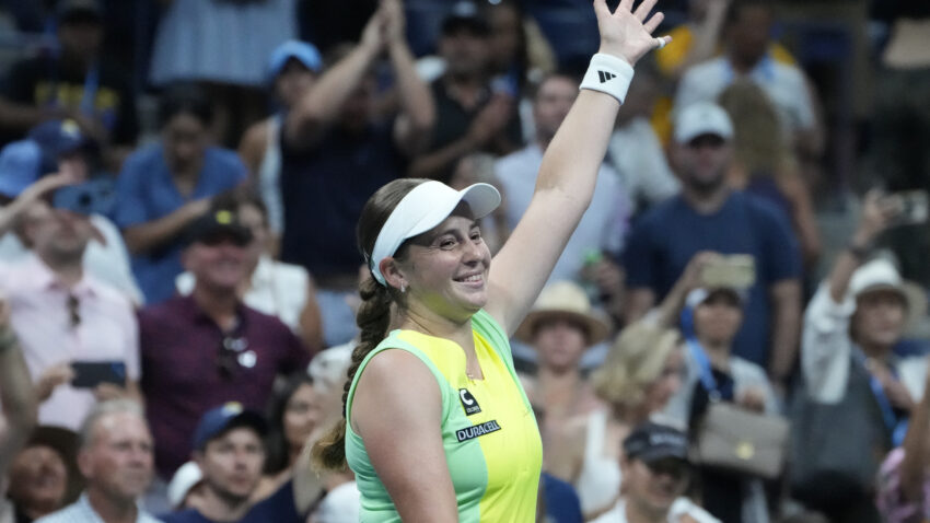 Kraj za šampionku: Ostapenko priredila senzaciju, Švjontek predala i prvo mesto!