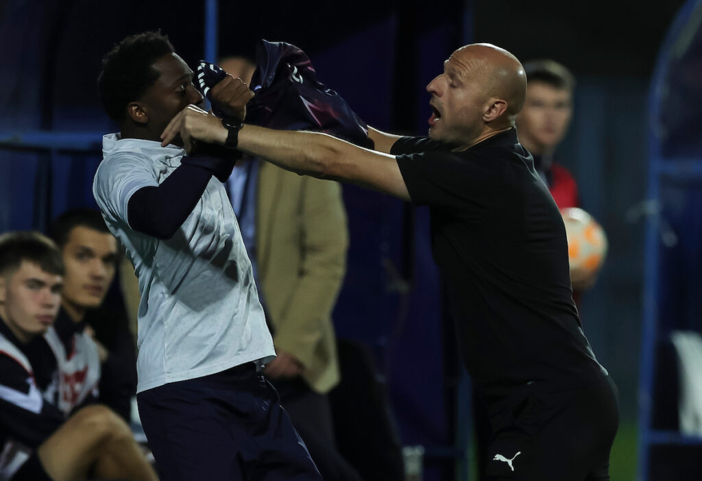 Incident u Subotici: Menig provocirao Duljaja, pa ušli u sukob (FOTO) 1 SPARTAK PARTIZAN 46