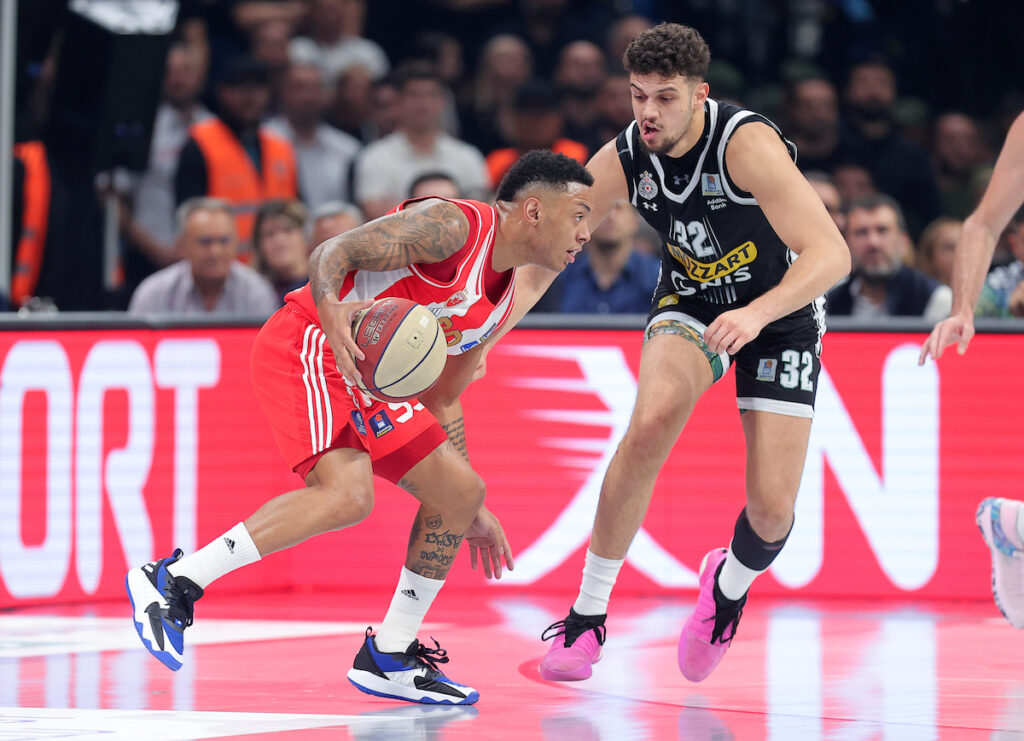 Kaminski u NBA modu, crno-beli dobili i novu epizodu: Partizanova treća u nizu protiv Crvene zvezde Meridianbet! 1 partizan zvezda derbi aba 165464