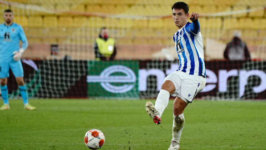 Ćavi istrajan, problem novac: Zubimendi na meti Barselone