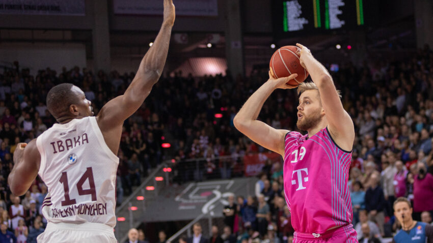 Loša uvertira za Partizan: Treći poraz u nizu čete Pabla Lasa, Bon posle produžetaka slavio