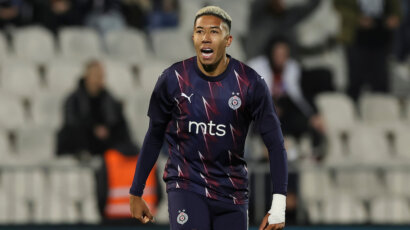 Saldanji u leđa gledaju Rikardo, Sadik, Kleo, Dijara…