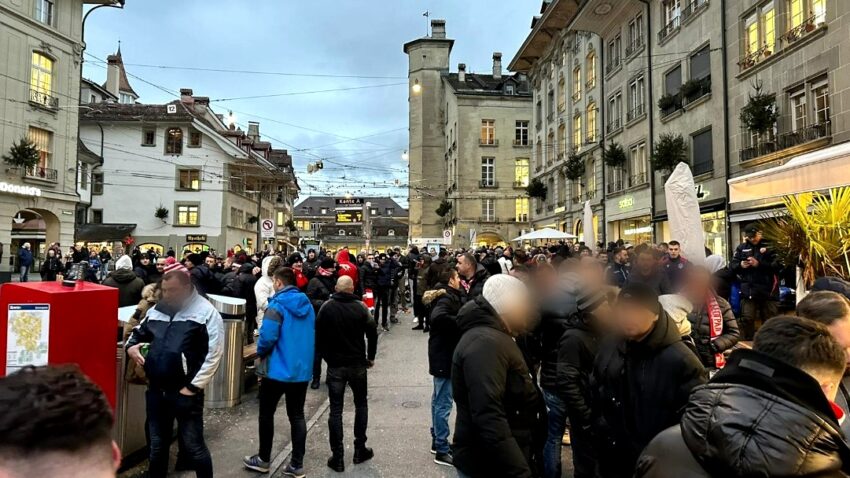 Mostovi na reci Are obojeni u crveno-belo, srpski na kratko postao službeni jezik u Bernu