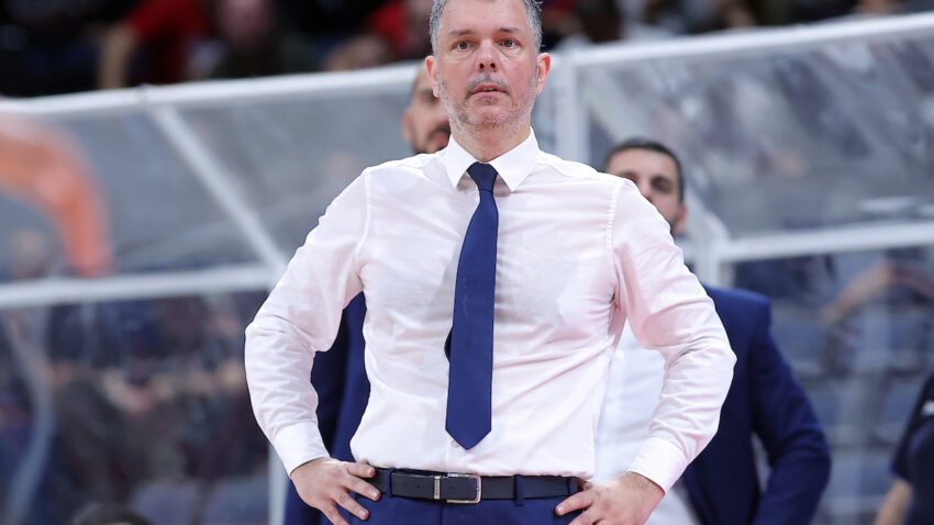 Petar Mijović napustio klupu Budućnosti