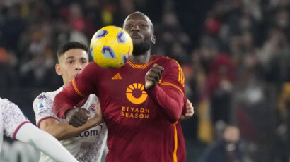 Roma remizirala, ali od izgubljenih bodova više bole povrede i crveni kartoni
