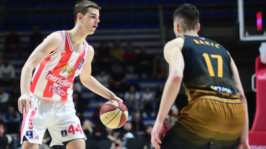 Pionir vibrirao u ritmu Topića: Zvezda dominantno spustila zavesu na 2023. godinu