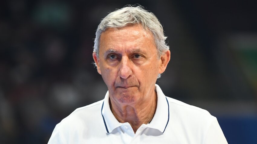 Svetislav Pešić: Ni sam ne znam da li ostajem