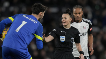 Susret Fulama i Barnlija ušao u istoriju: Rebeka Velč postala prvi glavni ženski sudija u Premijer ligi