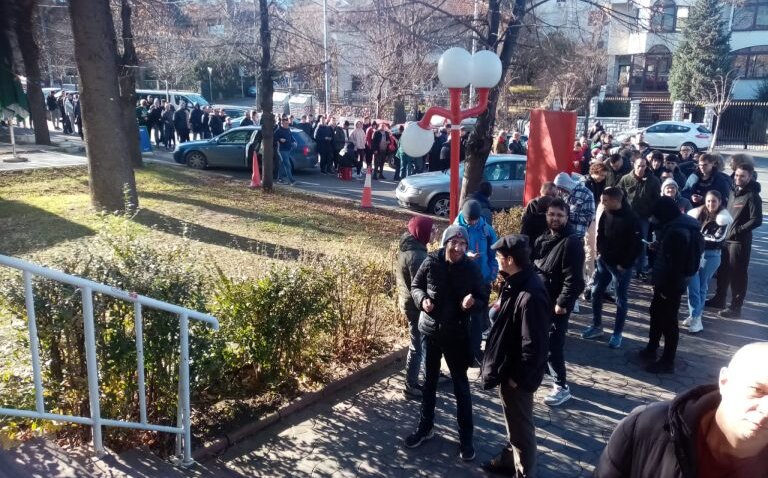 Ogromni redovi za karte za Večiti derbi, oglasile se i Delije