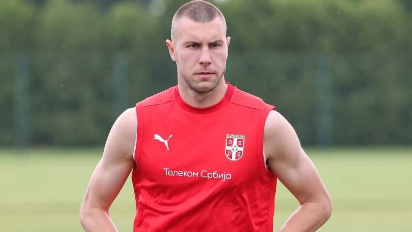 Pavlović zbog Srbije stavio veto na transfer?