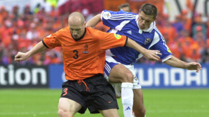 Jap Stam se vratio kući i preuzeo klub iz sedme lige