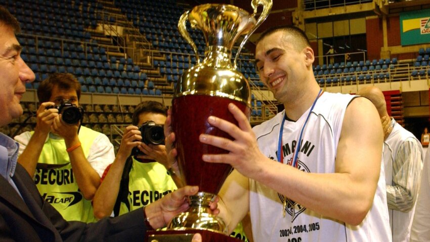 Arena tuge: Milojević bi voleo da se priča o Avramoviću, ali...