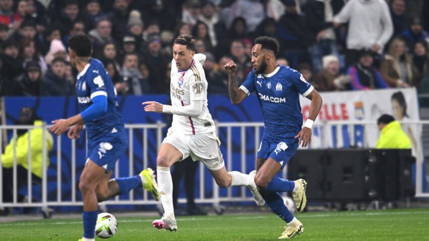 Matić debitovao pobedom u derbiju: Lion bolji u duelu dva Olimpika