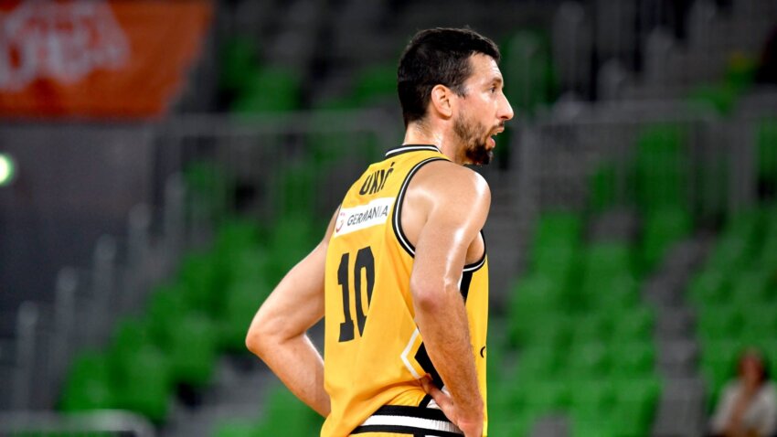 Odlazak u penziju posle 23 godine i 20 trofeja