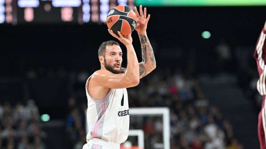 Lovernj srušio Barselonu