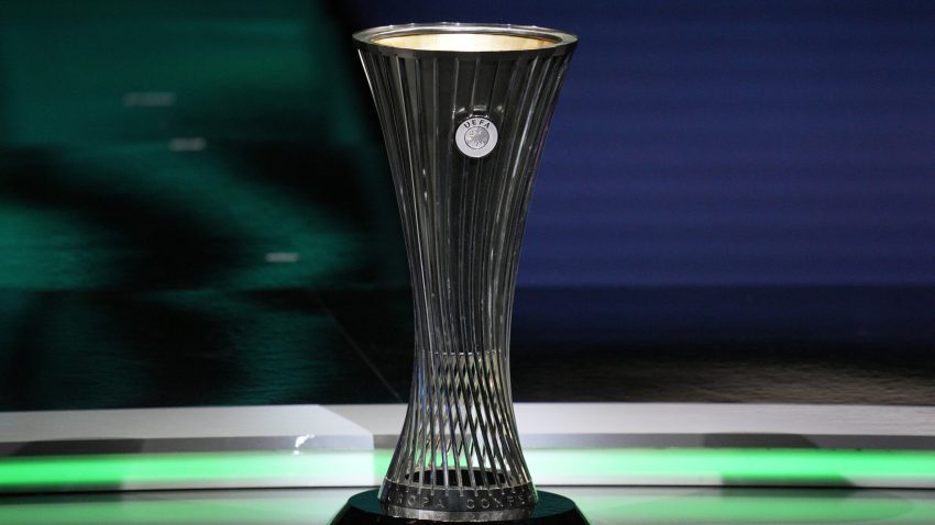 Liga konferencije: Goreće Atina i Istanbul, Živković protiv Briža