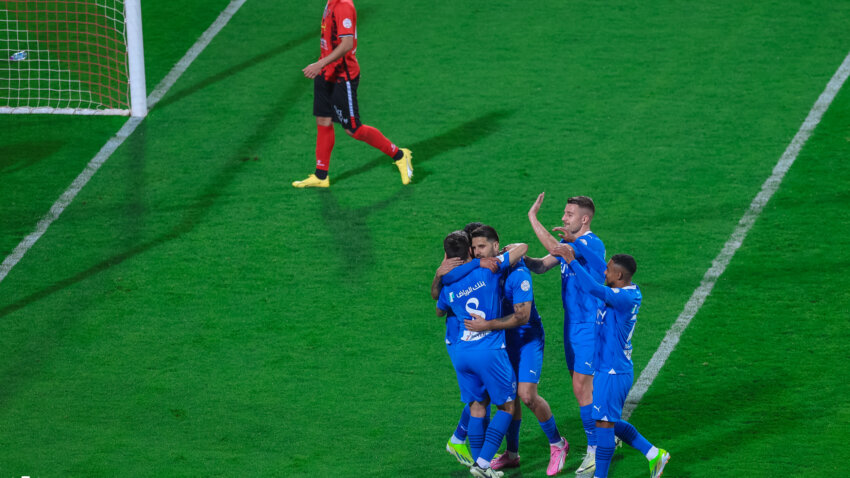 Mitrović promašio penal, pa se u nadoknadi ispravio - Al Hilal je nezaustavljiv