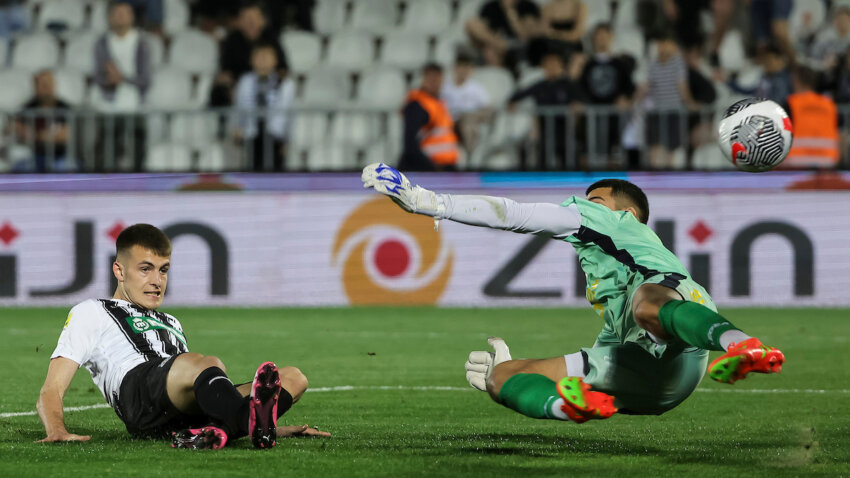 Partizan može malo šta da raduje, osim pobede - Baždar izvukao Parni valjak iz krize
