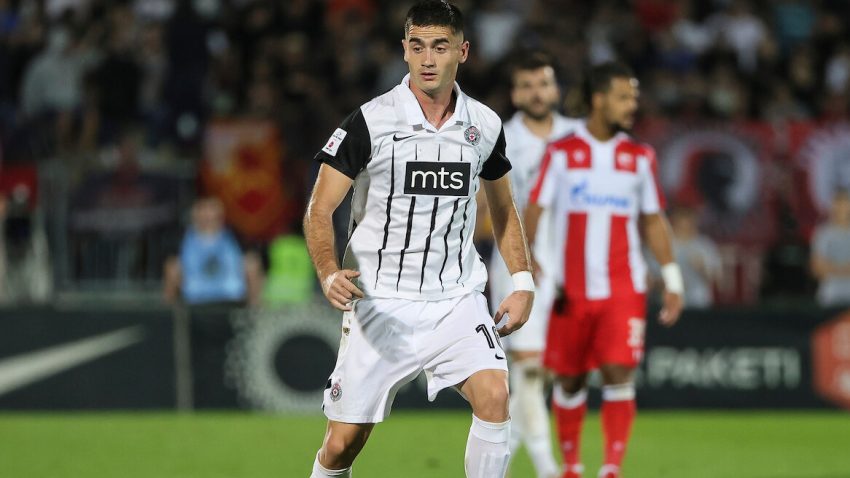 Besplatni Zdjelari će ugušiti ruske fudbalere: Iskusni trener primerom kapitena Partizana prozvao domaće igrače