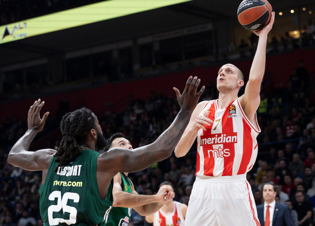 UŽIVO: Crvena zvezda Meridianbet - Panatinaikos 1 ZVEZDA PAO 36