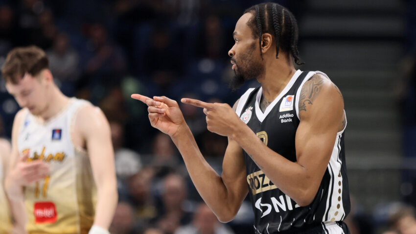 UŽIVO: Igokea - Partizan