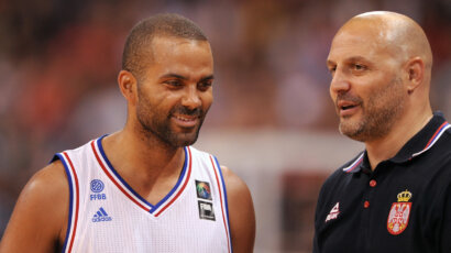 Pešićevi Orlovi svedoci istorije, Toni Parker ide u večnost