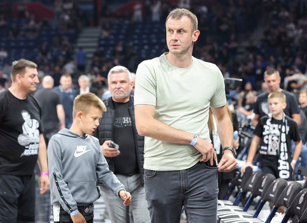 UŽIVO: Partizan - Crvena zvezda Meridianbet 2 PARTIZAN ZVEZDA GAME 3 15
