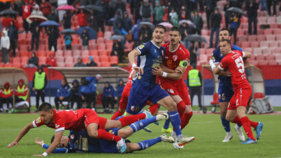 U Kragujevcu falili samo golovi: Radnički još 90 minuta deli od istorije