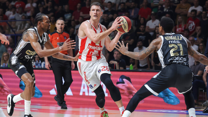 UŽIVO: Crvena zvezda Meridianbet - Partizan