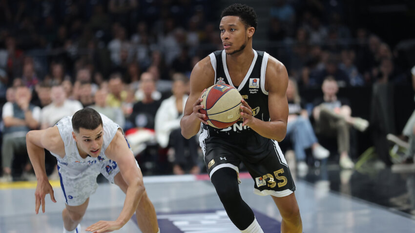 UŽIVO: Budućnost - Partizan