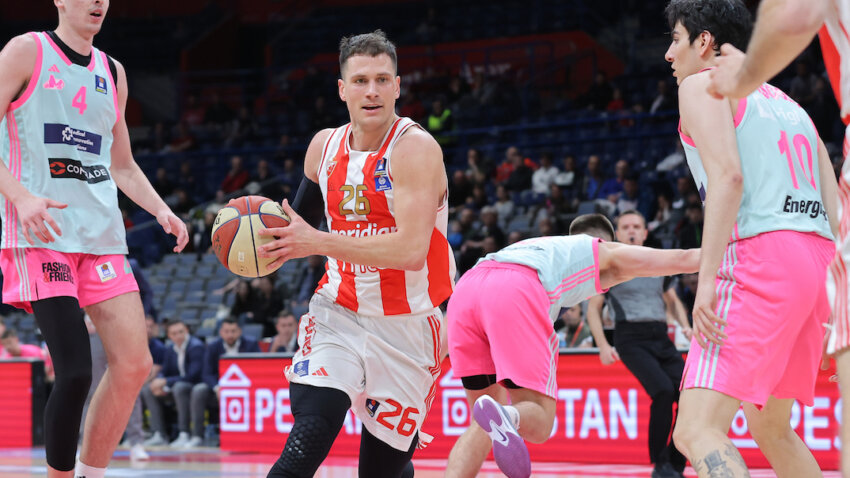 Prošlogodišnje kočenje kao lekcija za Zvezdu, Mega bez glavnog vozača traži reprizu martovske trke