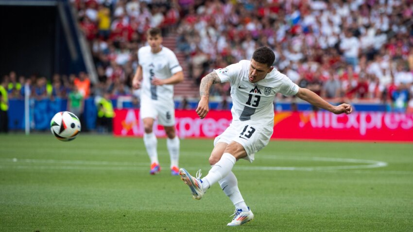 Heroj Slovenije obeležio EURO razornim šutem, veruje u moć srebrnog novčića