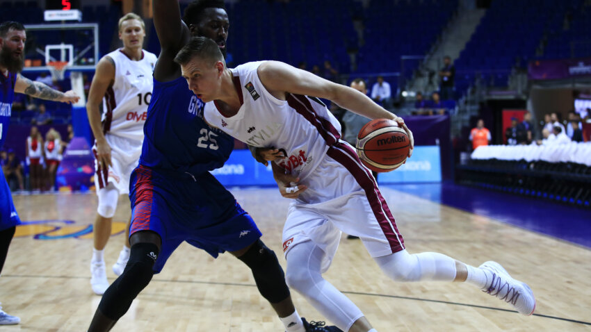 Banki sa najjačim adutima napada olimpijsku vizu: Porzingis i Bertans predvode Letoniju u Rigi