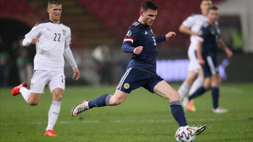 Robertson predvodi Škotsku na EURO