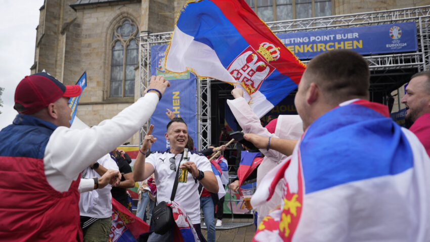 Srbi i Slovenci napravili feštu u Minhenu, umešan i Luka Dončić (VIDEO)